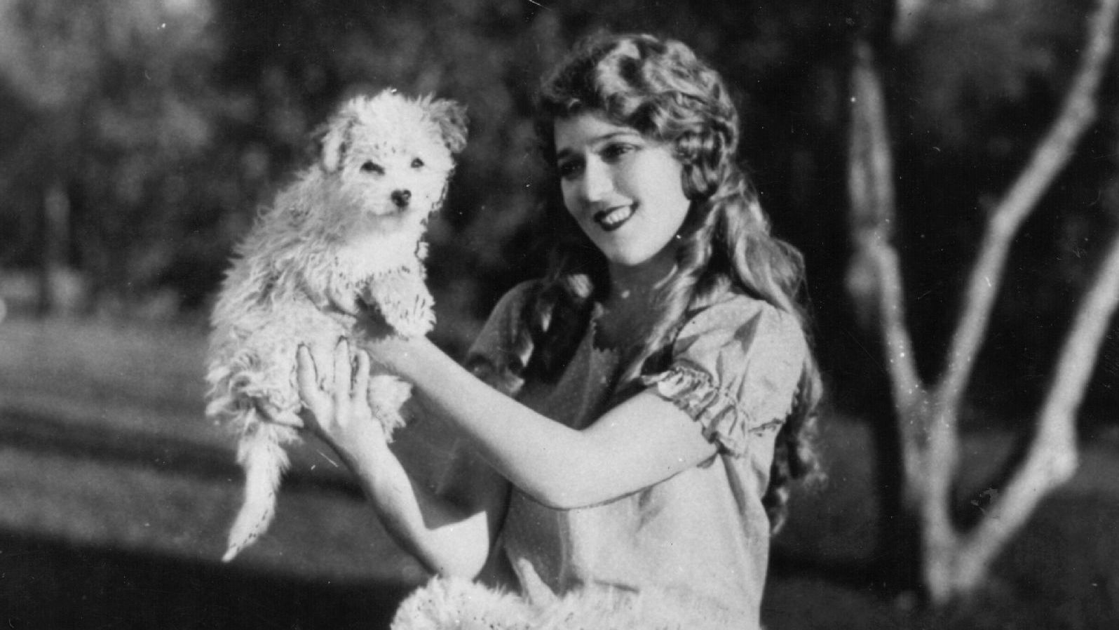 How Movie Darling Mary Pickford Became The Most Powerful Woman In Hollywood  - Northwest Public Broadcasting