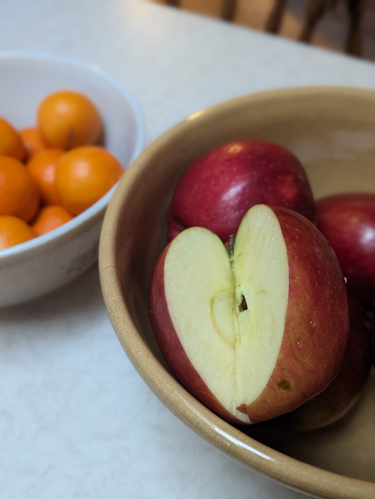 Washington bets big on new Cosmic Crisp apple - Fruit Growers News
