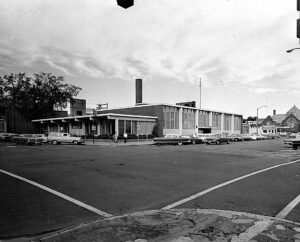 The Yakima Valley Regional Library building in 1959. (Credit: YVL Archives)