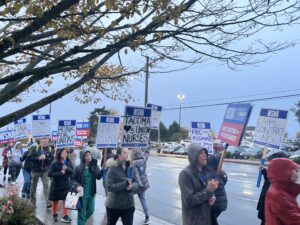 Nurses picket outside St. Joseph Medical Center on Nov. 1 as they push for a contract that addresses their safety and staffing concerns. (Credit: Lauren Gallup / NWPB)