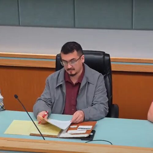 Sunnyside Councilmembers. From left to right: Council member for District 3 Vicky Frausto, Vice Mayor Jorge Galván, and Mayor Dean Broersma, during the press conference held on January 27, 2025.