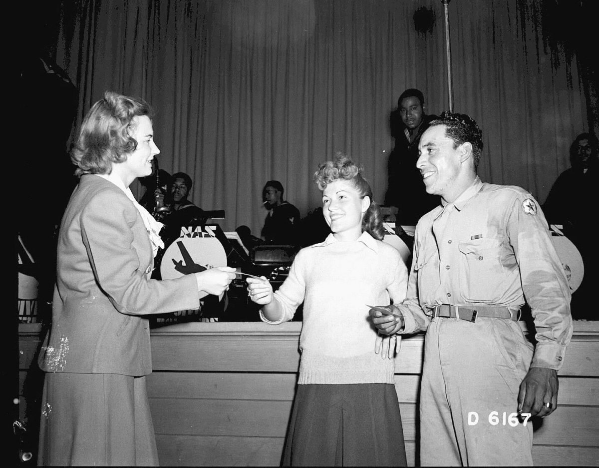 Billie Carey and Victor Valdez at a Richland dance competition, October 1944. (Credit: Courtesy REACH Museum.)