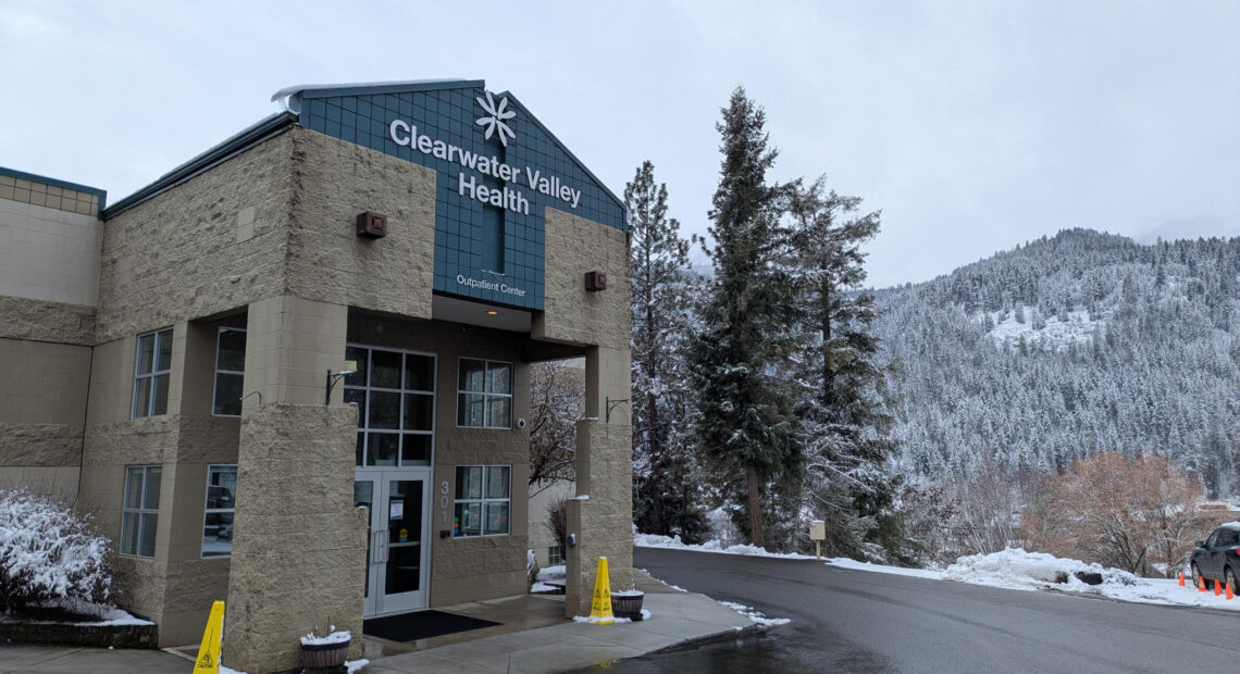 An exterior shot of Clearwater Valley Health. The sky is gray and there is snow on the ground.